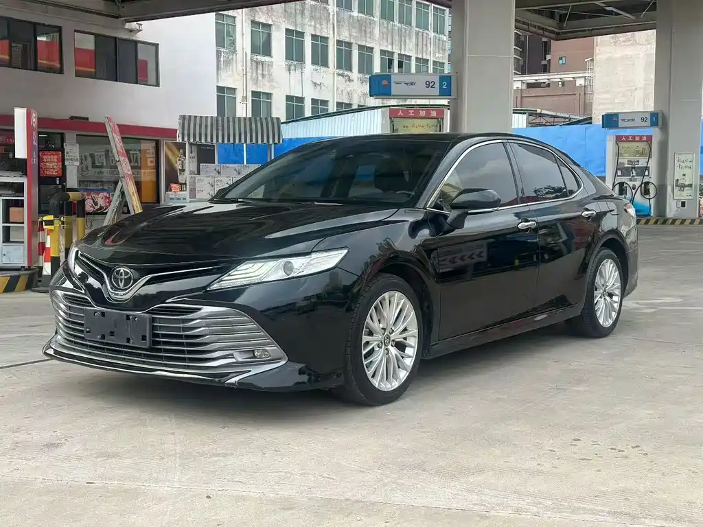 Camry 2019 facelift 2.5G Deluxe Edition купить на сайте DeffCars