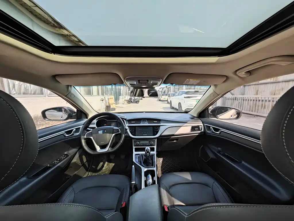 Emgrand GL 2018 1.8L manual elite smart connected model купить на сайте DeffCars