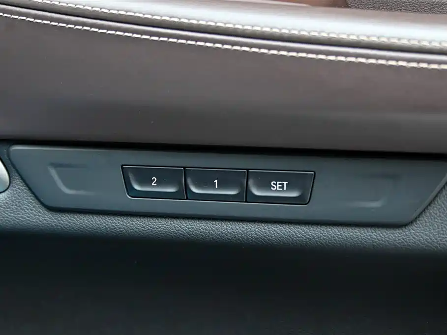 BMW 7 Series 2021 730Li Luxury Package купить на сайте DeffCars