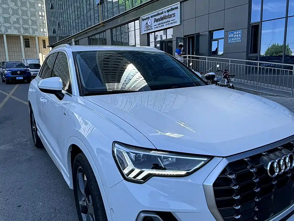 Audi Q3 2022 35 TFSI Fashionable and Dynamic купить на сайте DeffCars