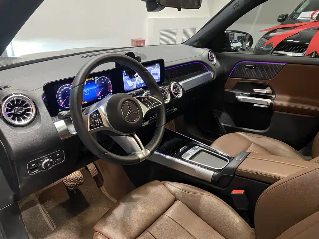 Mercedes-Benz GLB 2024 facelift GLB 220 dynamic model купить на сайте DeffCars
