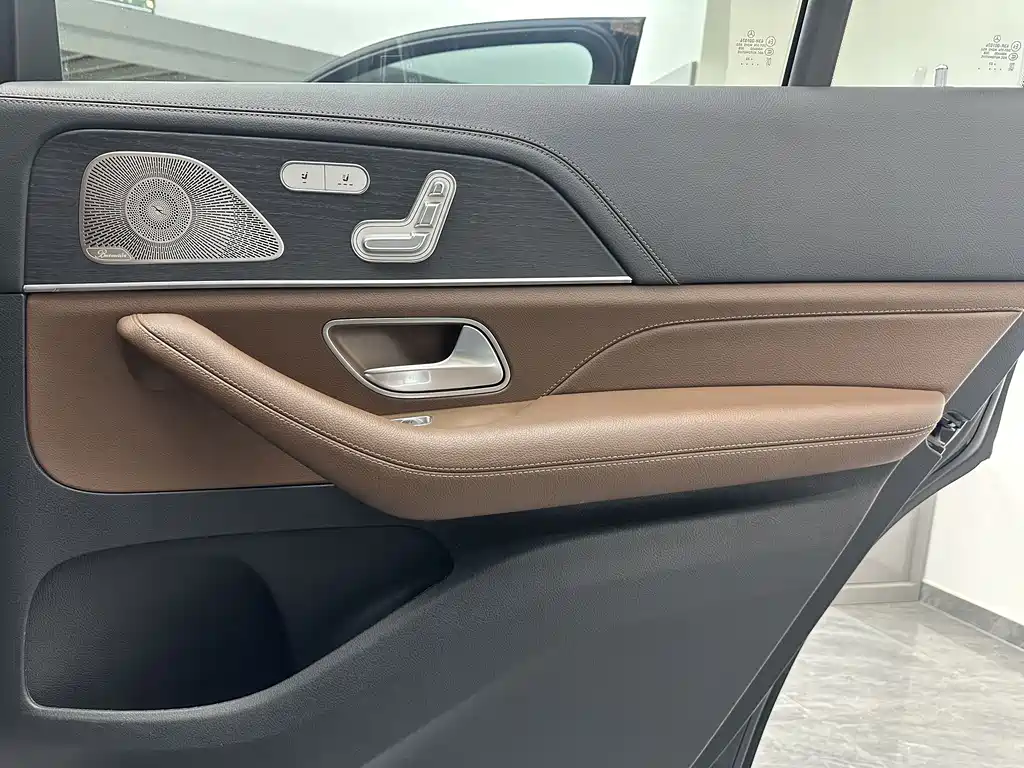 Mercedes-Benz GLS 2024 GLS 450 4MATIC Fashion Model купить на сайте DeffCars