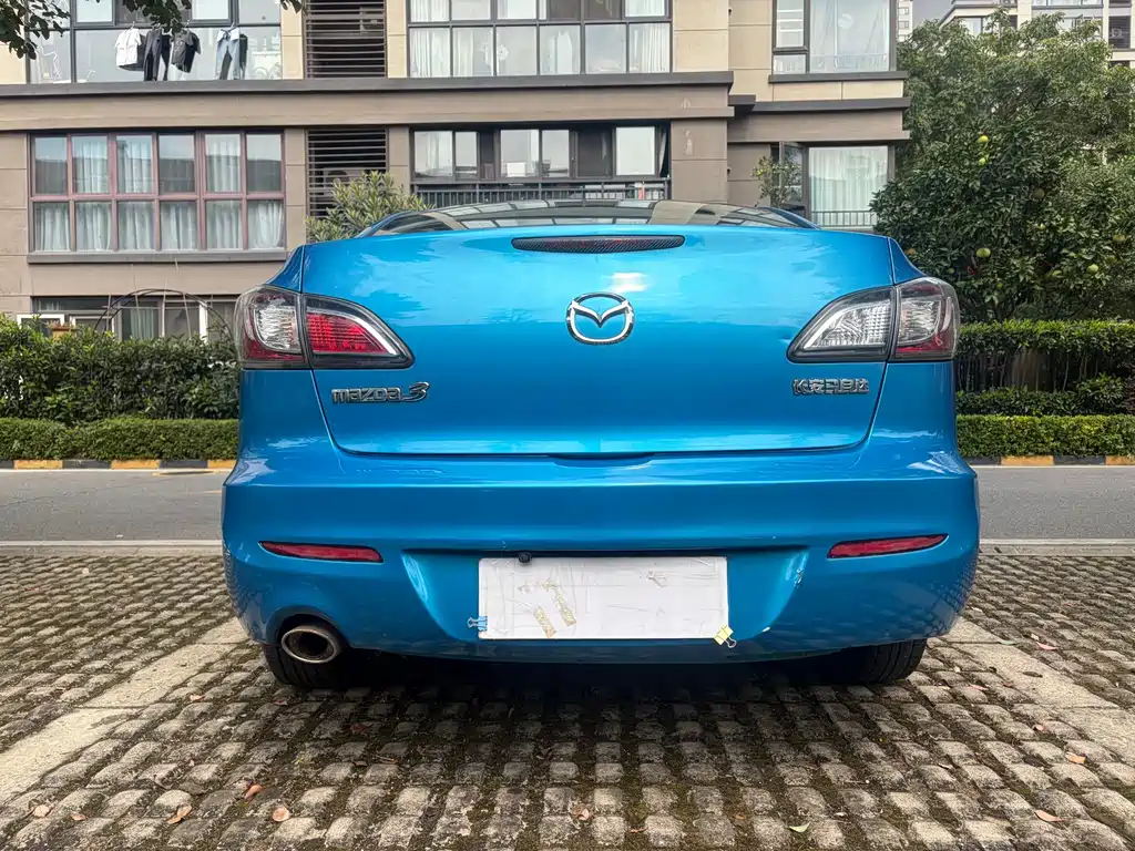 Mazda 3 Star 2011 Sedan 1.6L Automatic Elite купить на сайте DeffCars