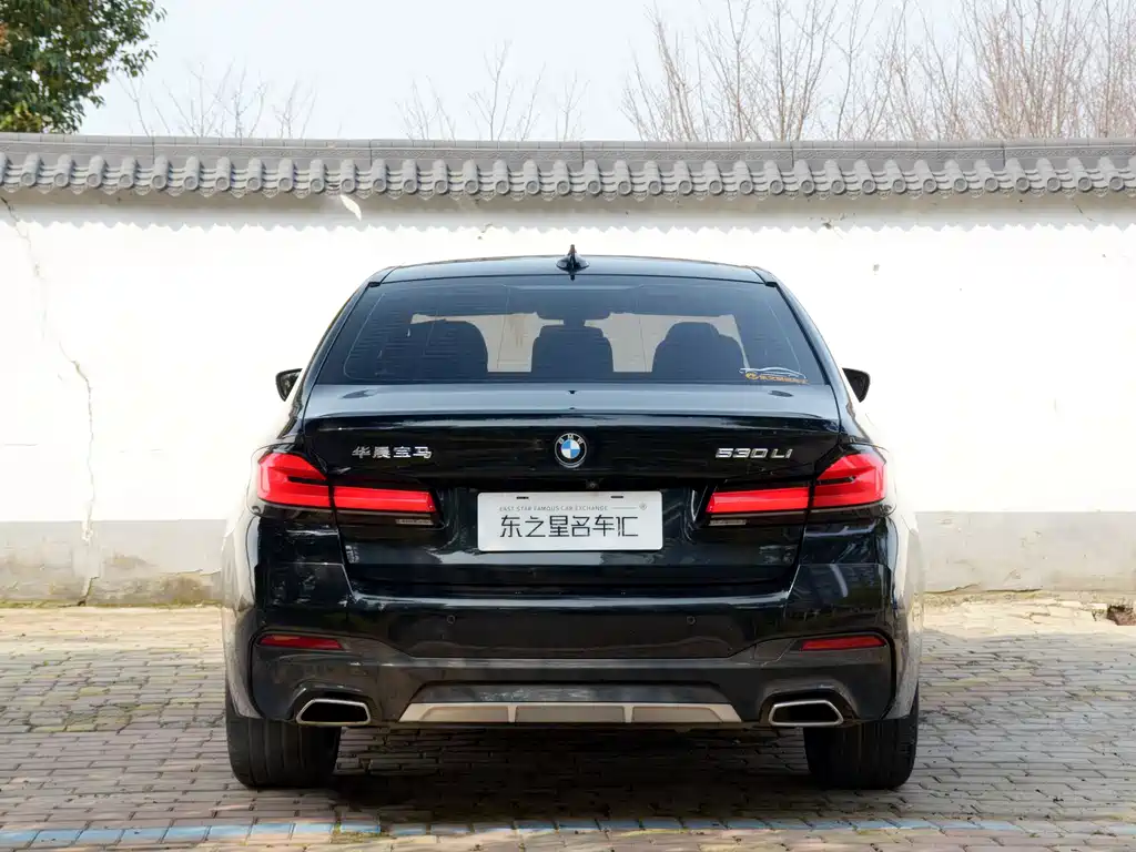 BMW 5 Series 2021 facelift 530Li leading M sports package купить на сайте DeffCars