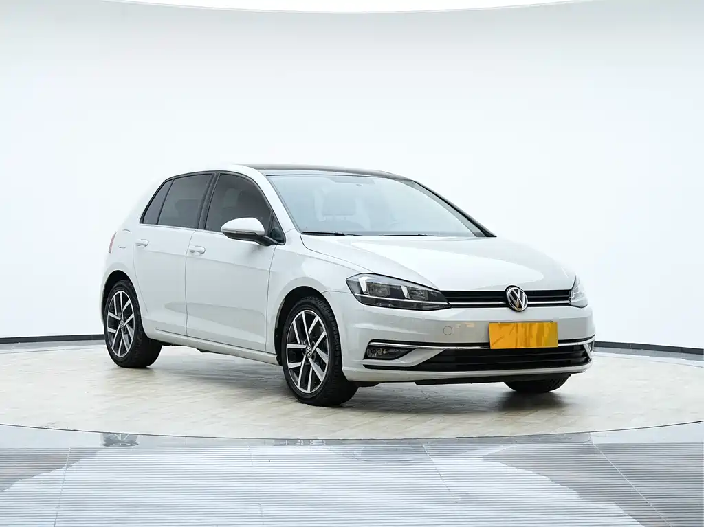 Golf 2020 Beloved Edition 200TSI DSG Comfortable and Enterprising Edition купить на сайте DeffCars