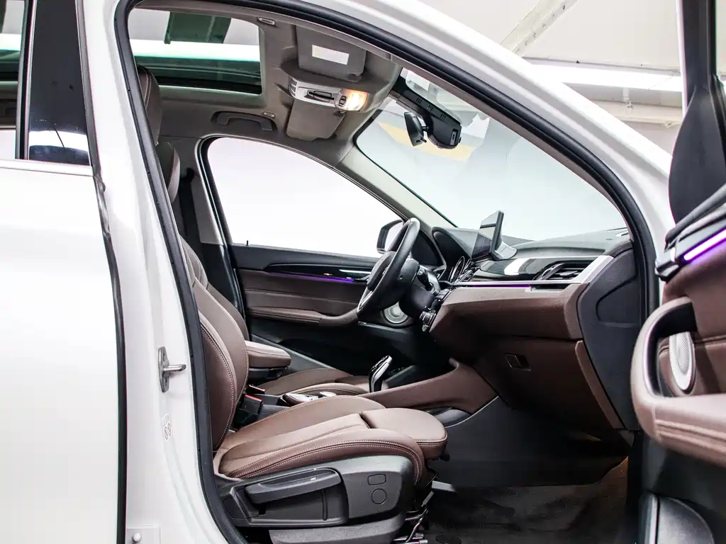 BMW X1 2022 sDrive20Li Fashion Model купить на сайте DeffCars
