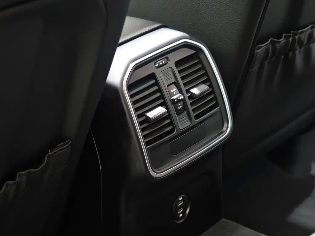 Macan 2020 Macan 2.0T купить на сайте DeffCars