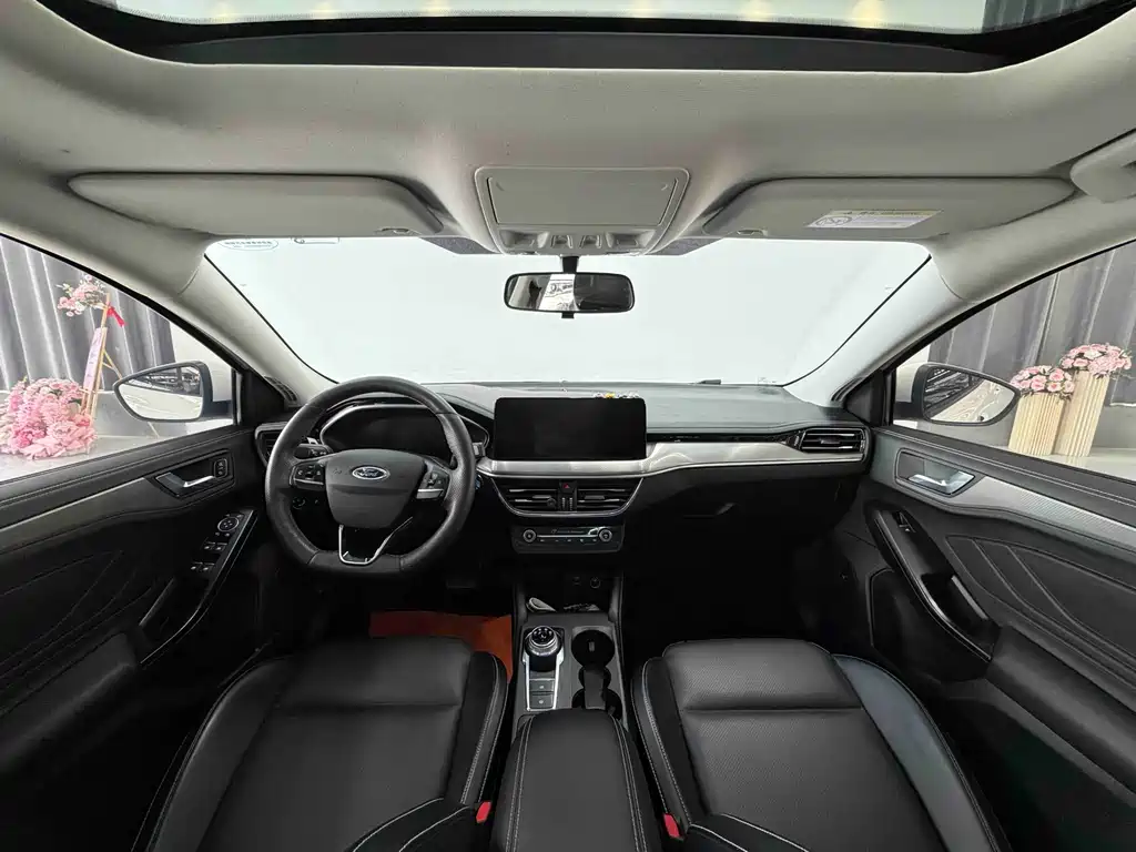 Focus 2021 Sedan EcoBoost 180 Automatic NeochaEDGE купить на сайте DeffCars