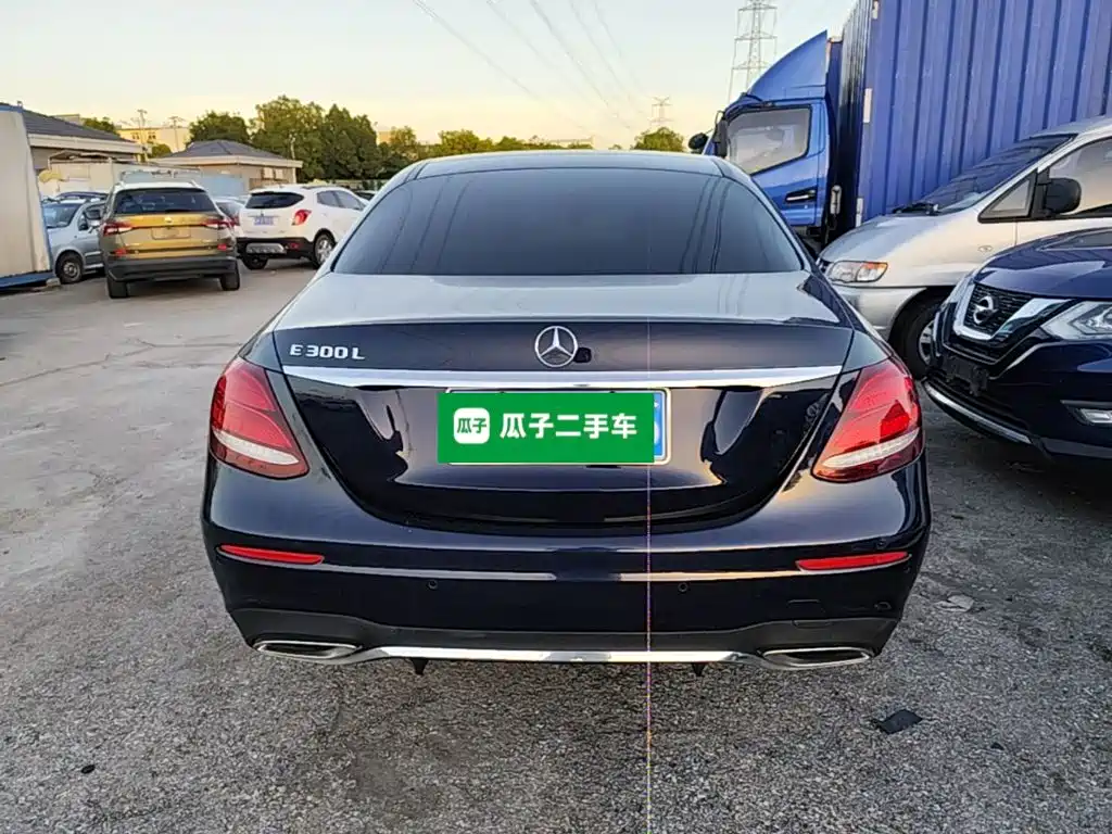 Mercedes-Benz E-Class 2017 E 300 L Sports Luxury Model купить на сайте DeffCars