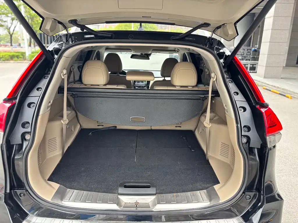 X-Trail 2019 2.0L CVT Intelligent Connected Seven-Seater Comfort Edition 2WD купить на сайте DeffCars
