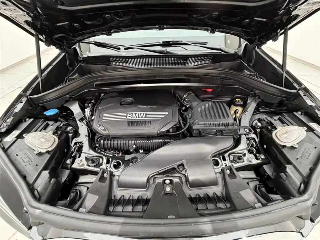 BMW X1 2021 facelift xDrive25Li exclusive model купить на сайте DeffCars