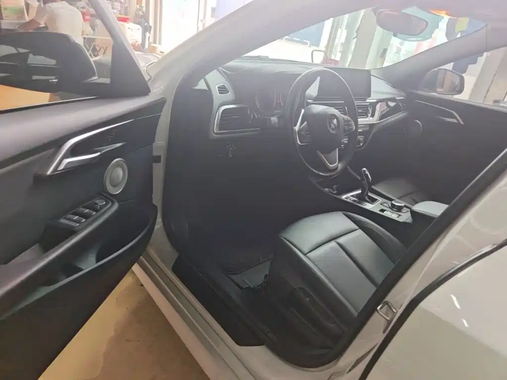 BMW 1 Series 2021 facelift 120i M sports version купить на сайте DeffCars