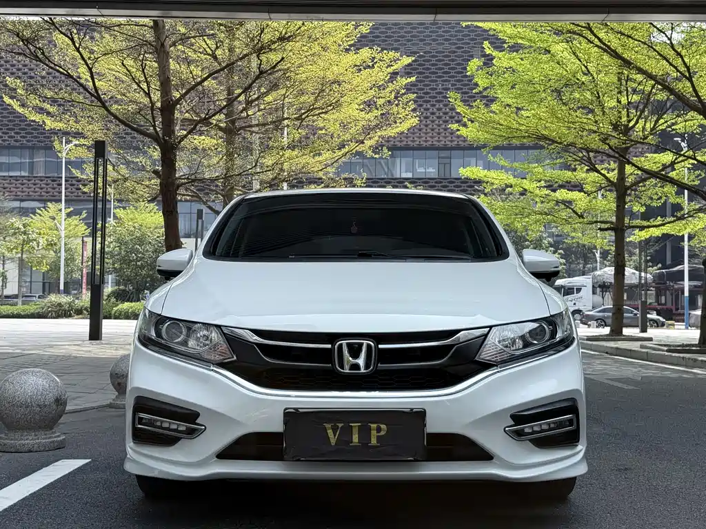 Jade 2020 1.8L automatic comfort version купить на сайте DeffCars