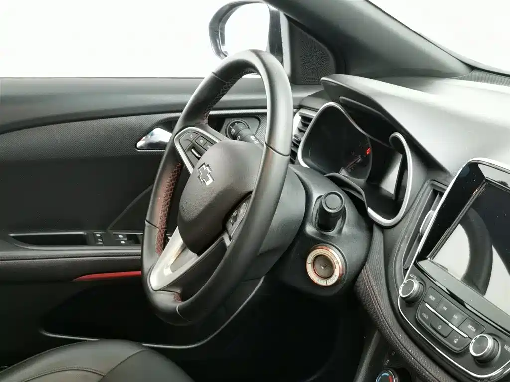Cruze 2019 RS 330T Automatic Fun Edition National VI купить на сайте DeffCars