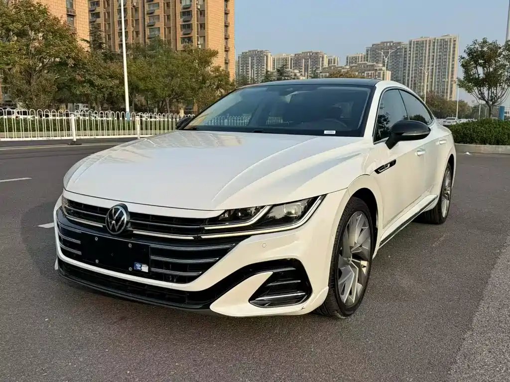 FAW-Volkswagen CC 2023 380TSI eye-catching version купить на сайте DeffCars