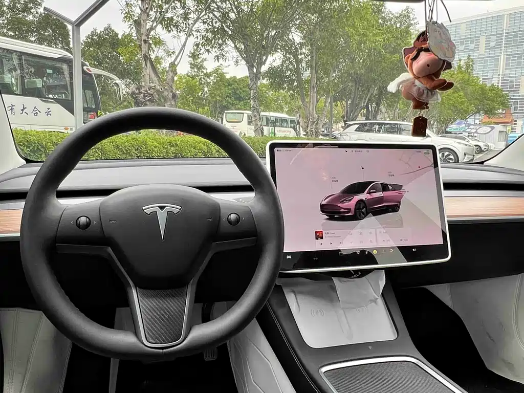 Model 3 2022 rear-wheel drive version купить на сайте DeffCars
