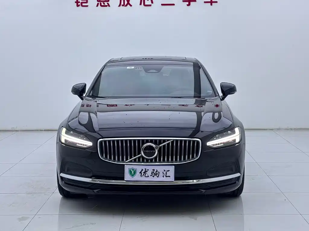 Volvo S90 2023 B5 Zhiyi Luxury Edition купить на сайте DeffCars