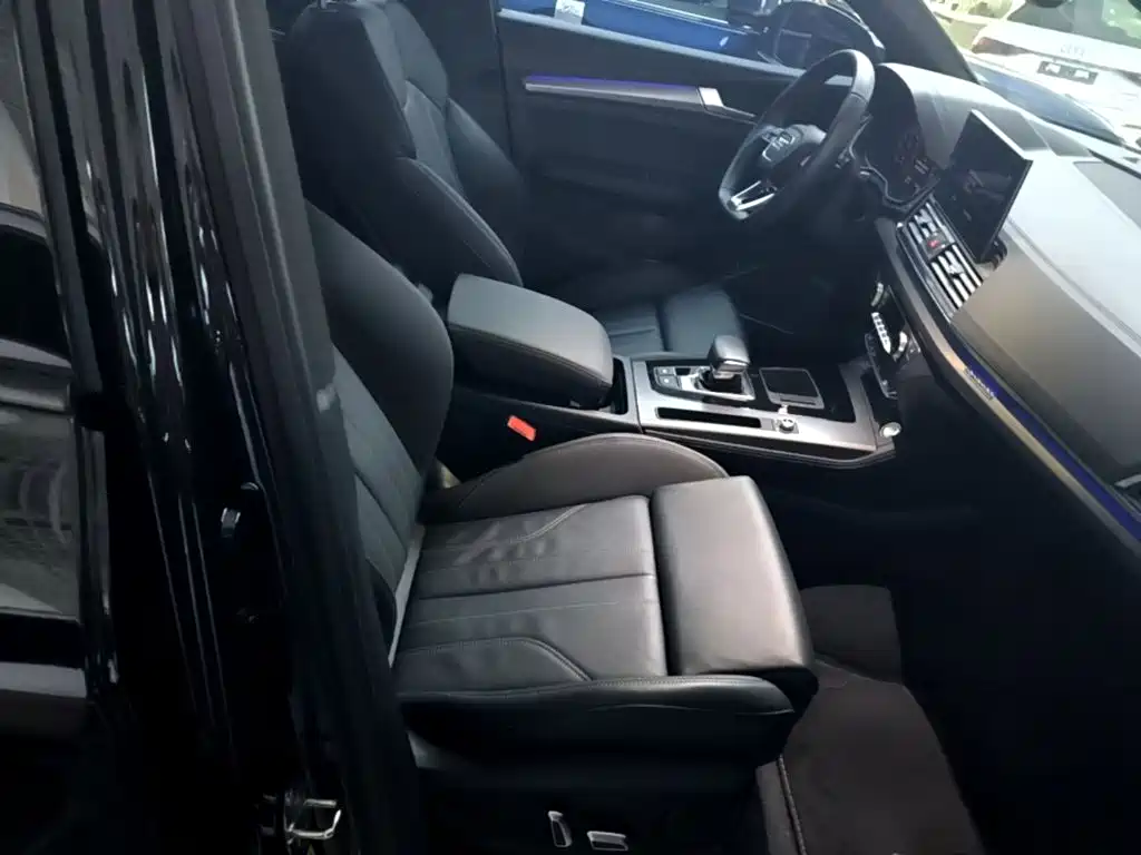 Audi Q5L 2023 40T luxury and dynamic model купить на сайте DeffCars
