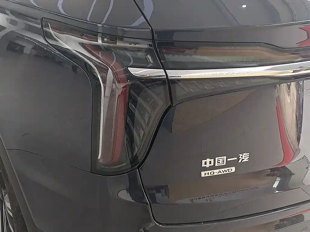 Hongqi HS7 2023 2.0T automatic four-wheel drive flag collar version, six seats купить на сайте DeffCars