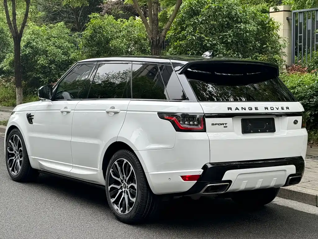 Range Rover Sport 2021 3.0 L6 Black Edition купить на сайте DeffCars