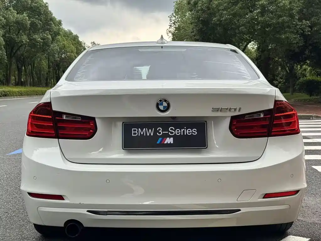 BMW 3 Series 2014 320i Sport Design Package купить на сайте DeffCars
