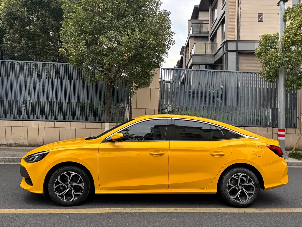 MG5 2022 180DVVT CVT Youth Deluxe Edition купить на сайте DeffCars