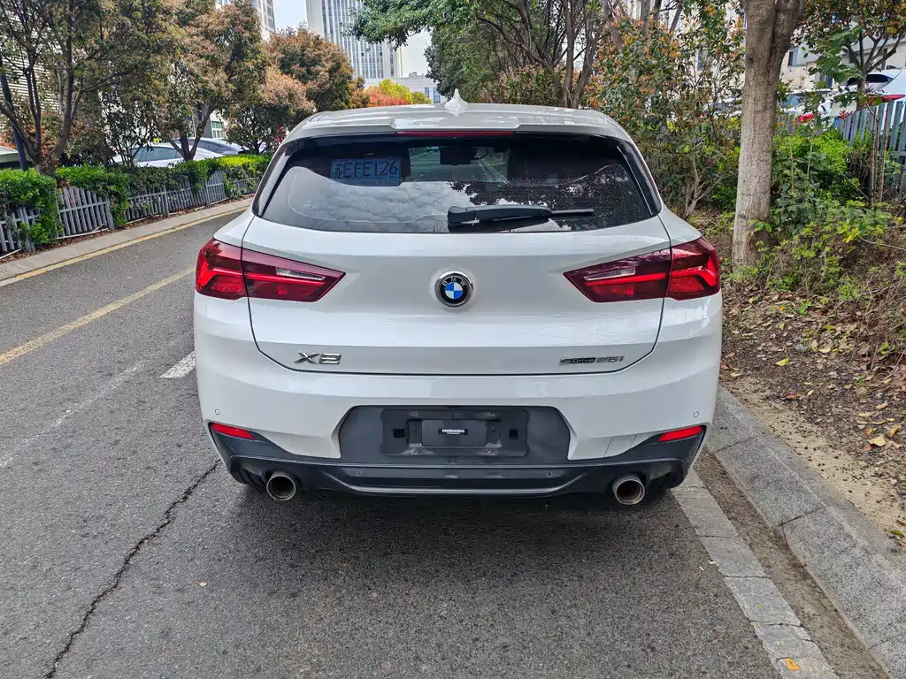 BMW X2 2021 sDrive25i M Off-Road Package купить на сайте DeffCars