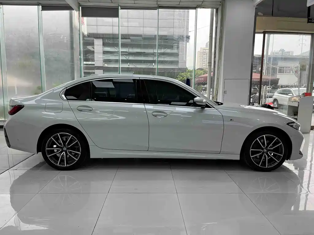 BMW 3 Series 2023 325Li M Sports Package купить на сайте DeffCars