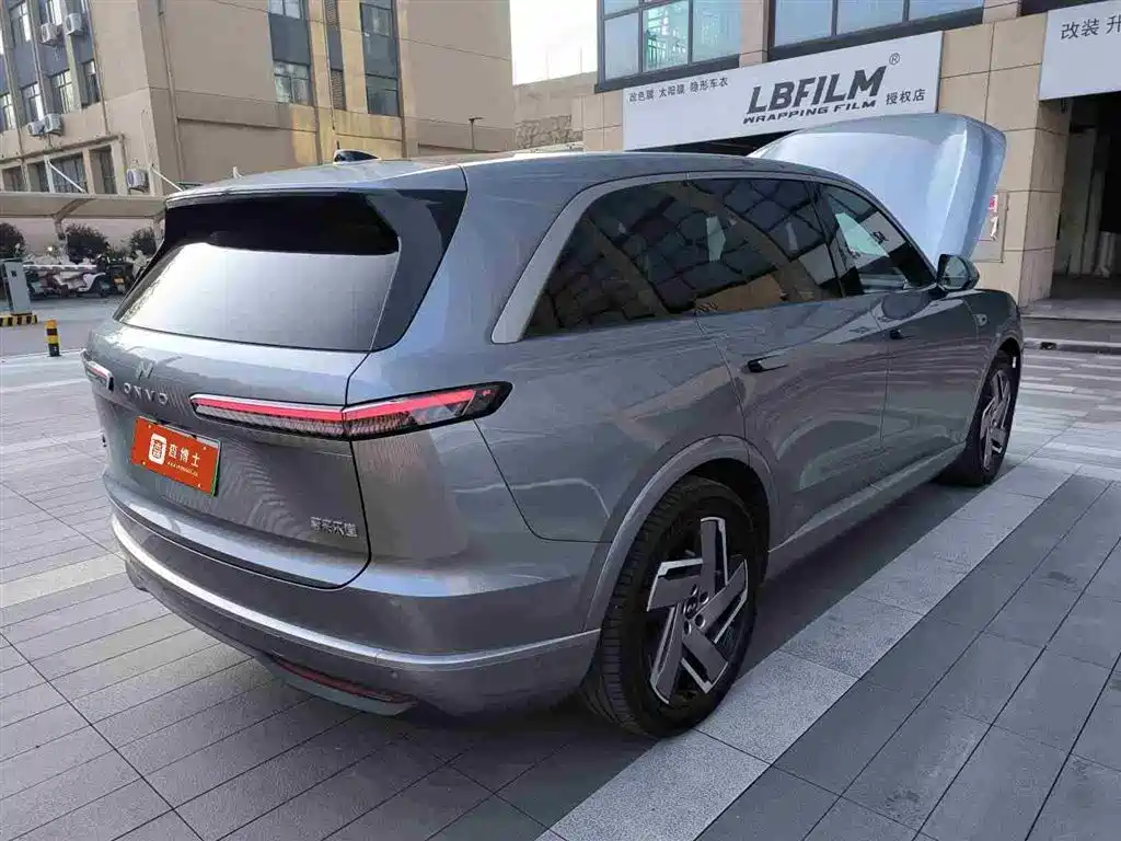 Ledo L90 2025 Ultra six-seater version купить на сайте DeffCars