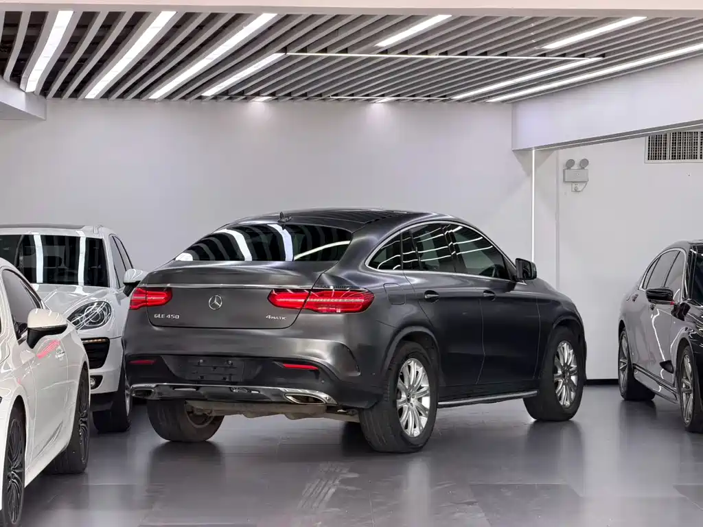 Mercedes-Benz GLE Coupe 2017 GLE 320 4MATIC Coupe SUV купить на сайте DeffCars