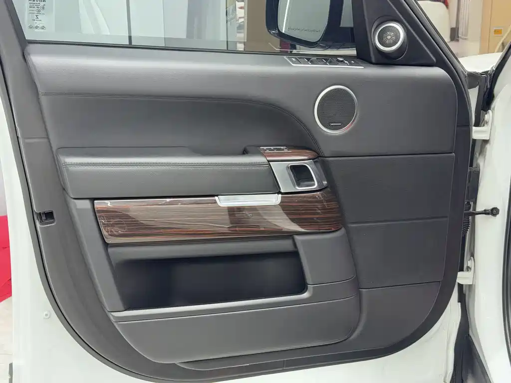 Range Rover 2017 3.0 SC V6 Vogue купить на сайте DeffCars
