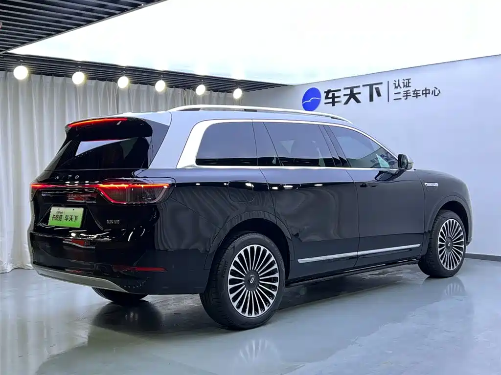 Wenjie M9 2024 extended range Ultra version 42kWh 6-seater version купить на сайте DeffCars