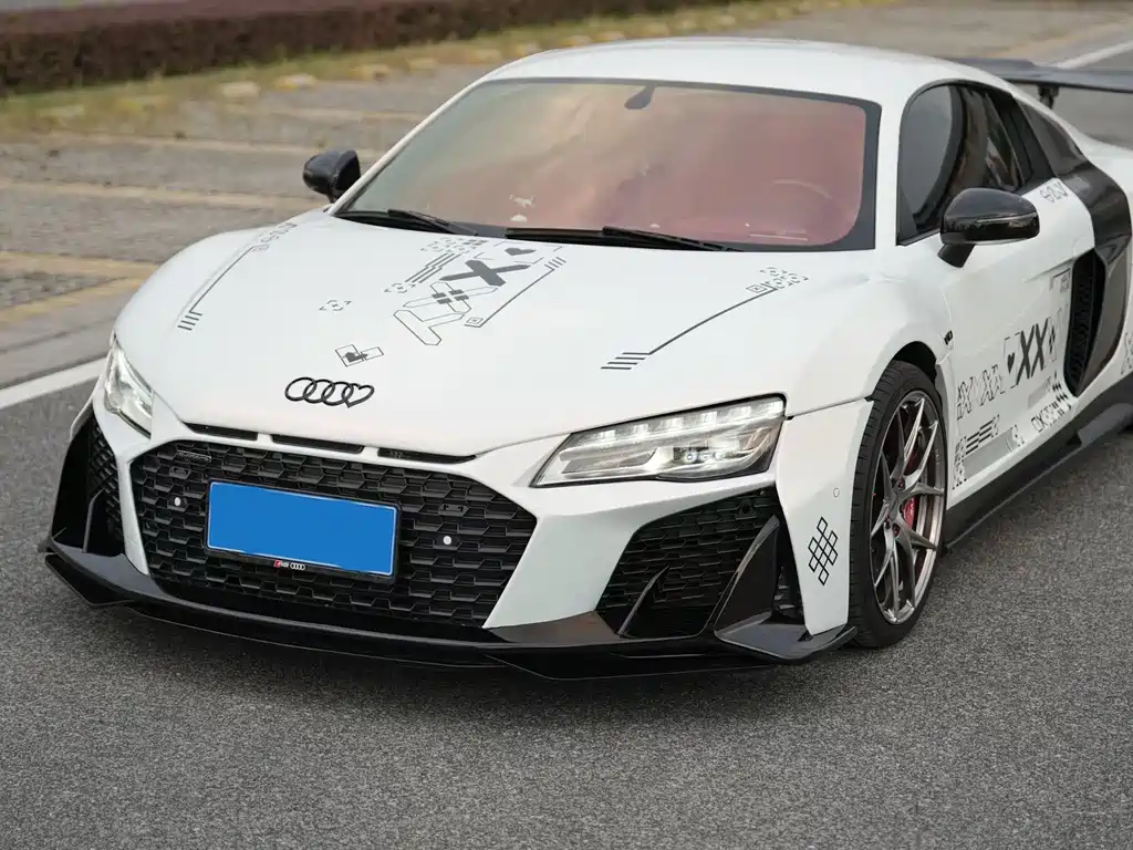Audi R8 2014 4.2 FSI quattro купить на сайте DeffCars