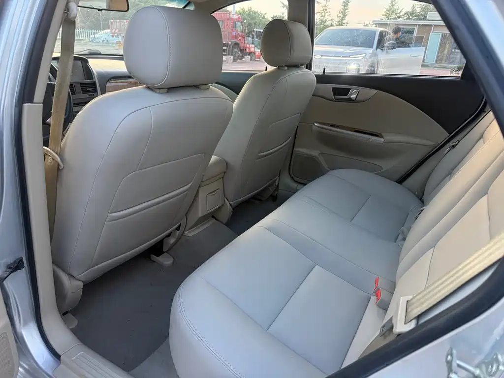 Excelle 2015 1.5L Automatic Classic купить на сайте DeffCars