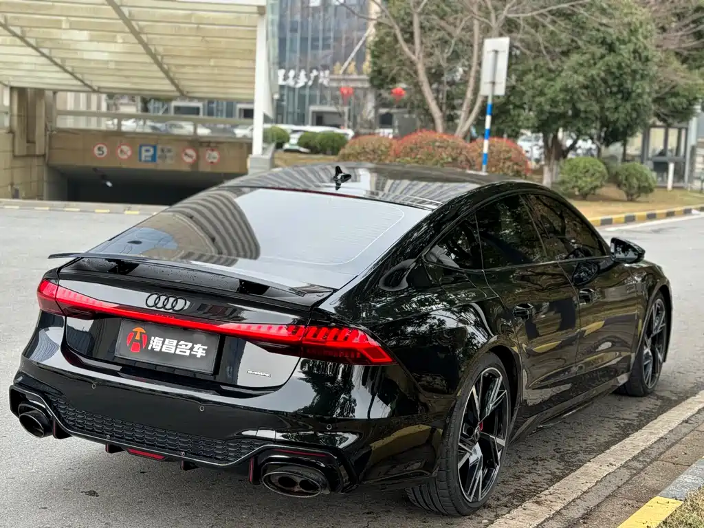 Audi A7 2024 55 TFSI quattro exclusive model купить на сайте DeffCars