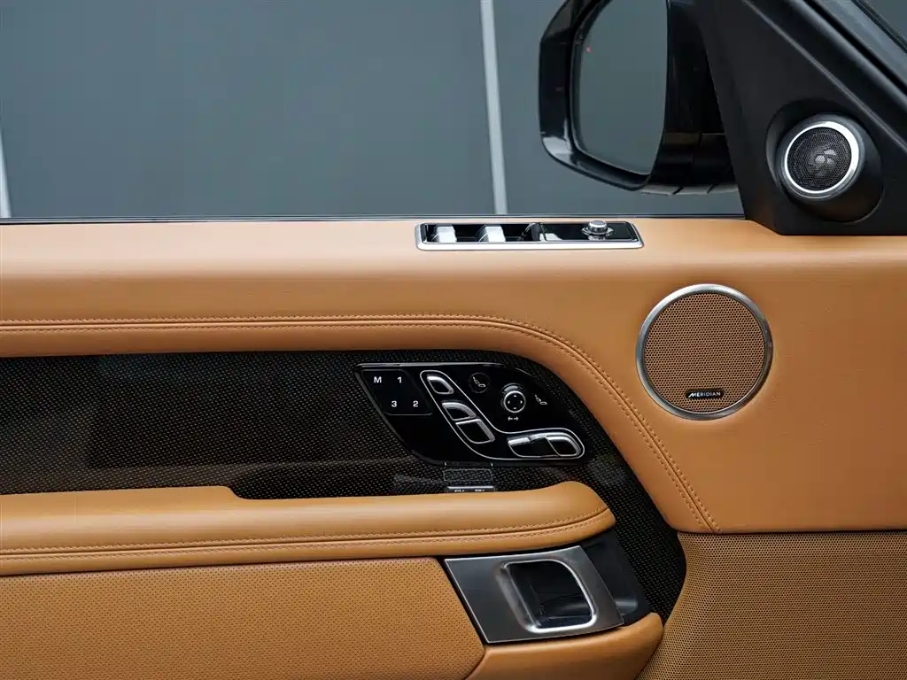 Range Rover 2022 5.0 SC V8 565PS SVA Peak Collection Edition купить на сайте DeffCars