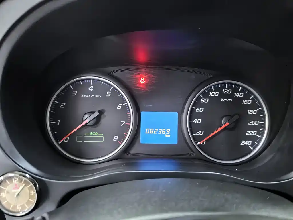 Outlander 2018 2.0L 2WD Honor Edition 5 seats купить на сайте DeffCars