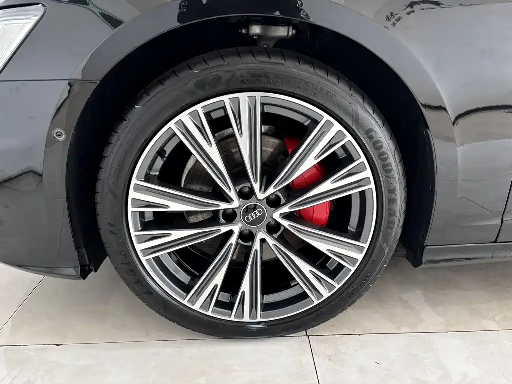 Audi A6L 2025 45 TFSI quattro premium dynamic model купить на сайте DeffCars