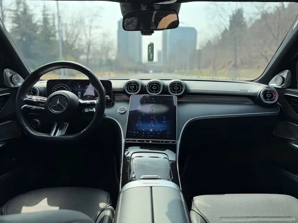 Mercedes-Benz C-Class 2024 facelift C 200 L sports version купить на сайте DeffCars