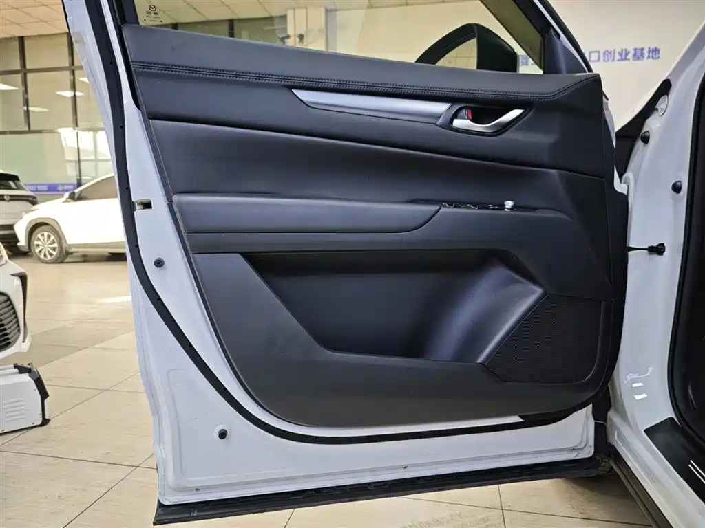Mazda CX-5 2021 2.0L automatic two-wheel drive smart model купить на сайте DeffCars