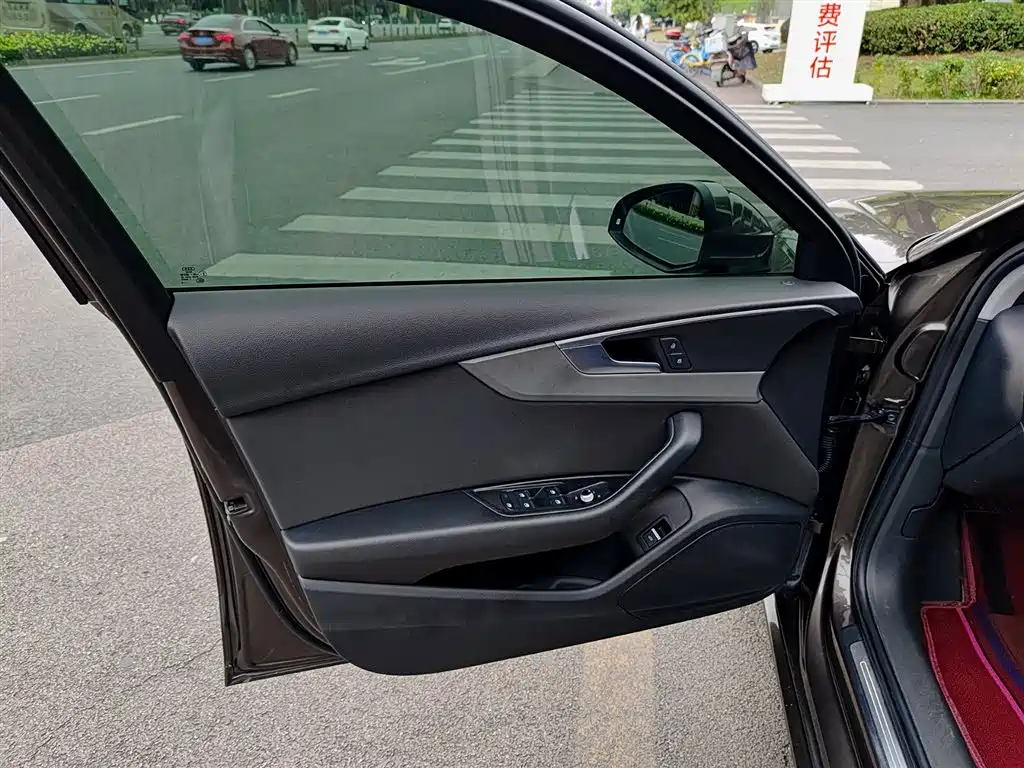Audi A4L 2019 40 TFSI Enterprising National VI купить на сайте DeffCars