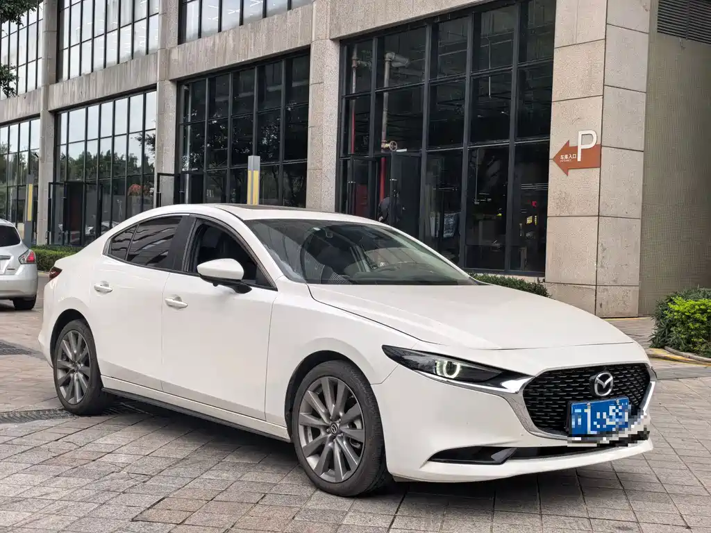 Mazda3 Angkesela 2022 2.0L automatic quality version купить на сайте DeffCars