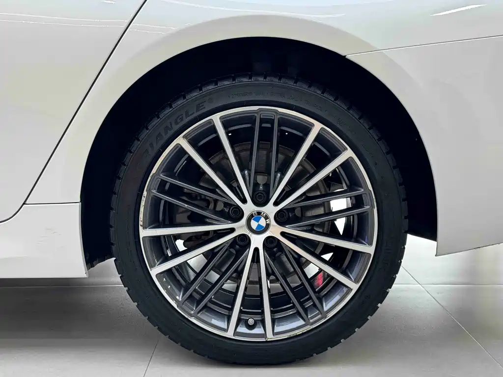 BMW 5 Series 2022 530Li xDrive M Sports Package купить на сайте DeffCars