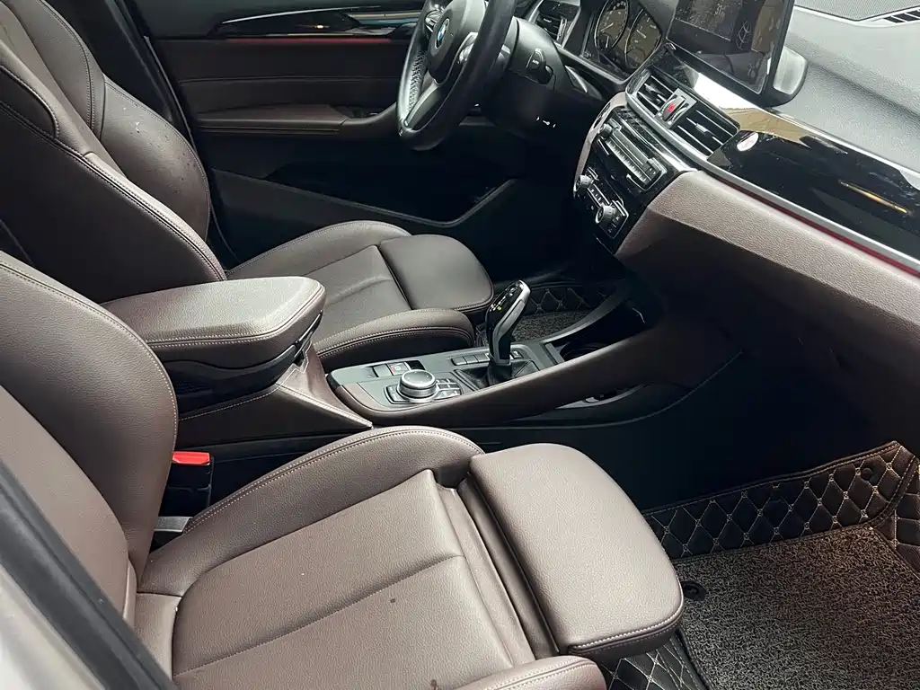BMW X1 2021 sDrive25Li Leading Model купить на сайте DeffCars
