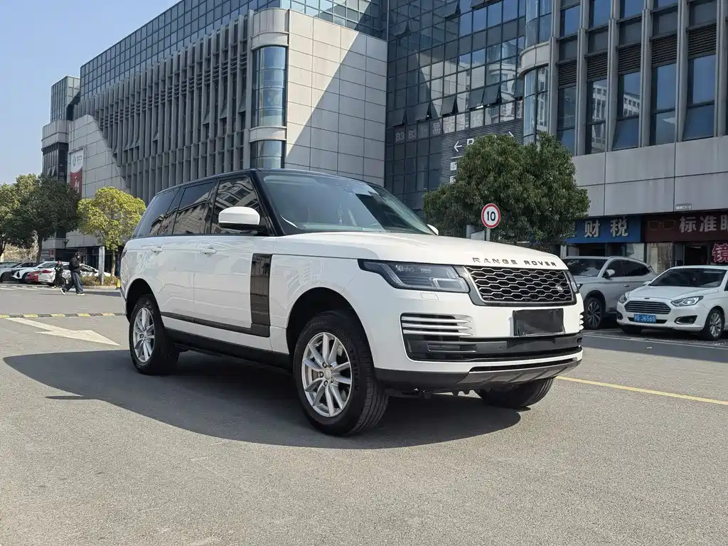Range Rover 2022 3.0 L6 360PS Grand Edition купить на сайте DeffCars