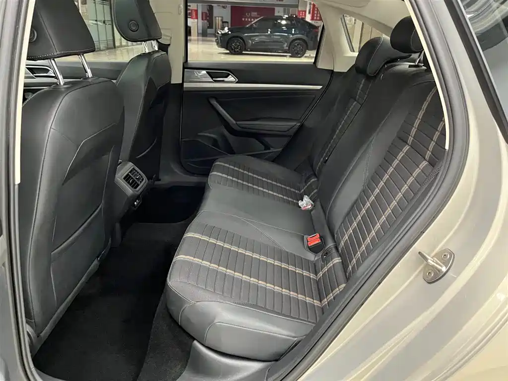 Lavida 2021 280TSI DSG Comfort Edition купить на сайте DeffCars