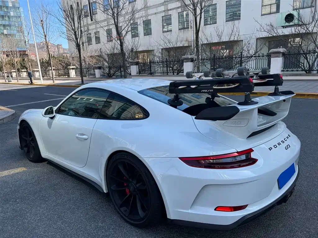 Porsche 911 2018 GT3 4.0L купить на сайте DeffCars
