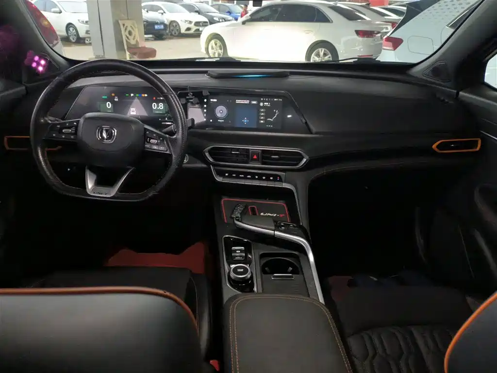 Changan UNI-T 2022 1.5T premium model купить на сайте DeffCars