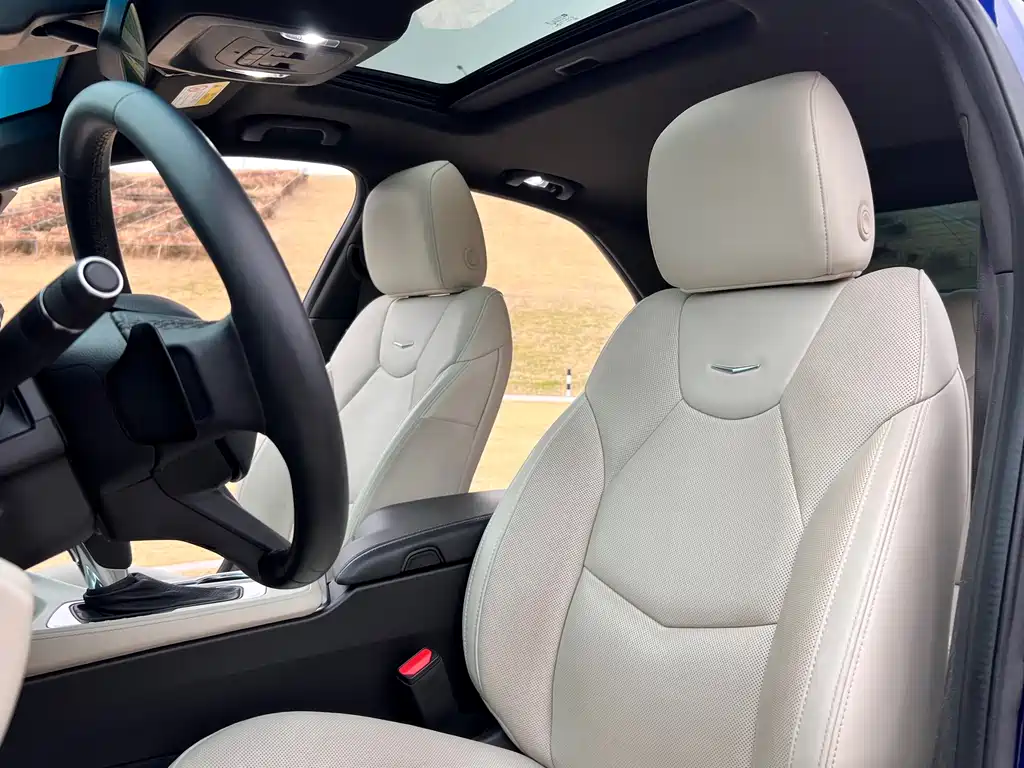 Cadillac CT4 2023 25T luxury model купить на сайте DeffCars
