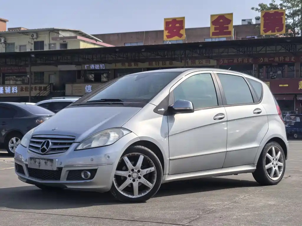 Mercedes-Benz A-Class Import 2011 A 180 купить на сайте DeffCars